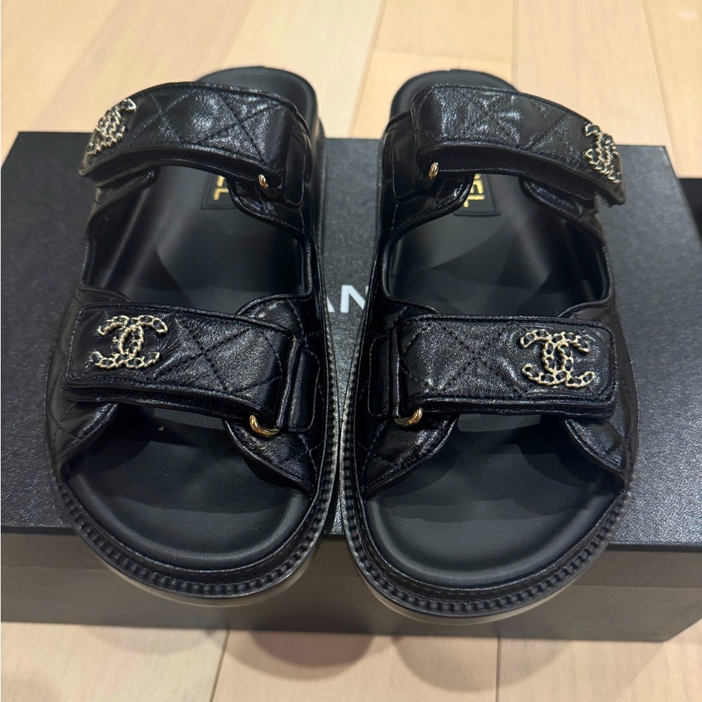 NEW CHANEL SIZE EU 35.5 BLACK DAD SANDALS SLIDES - lambskin G45507 with receipt
